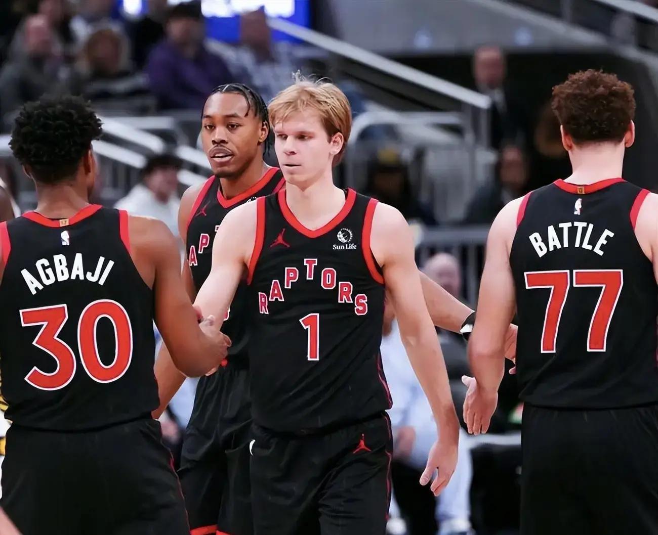 爱游戏-从洛杉矶快船集结日伤情更新到克里夫兰骑士完成体检备战葡超，克里夫兰骑士遗憾出局备战法甲的简单介绍